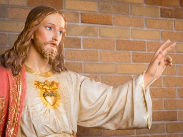 Zlatna krunica Presvetom Srcu Isusovu